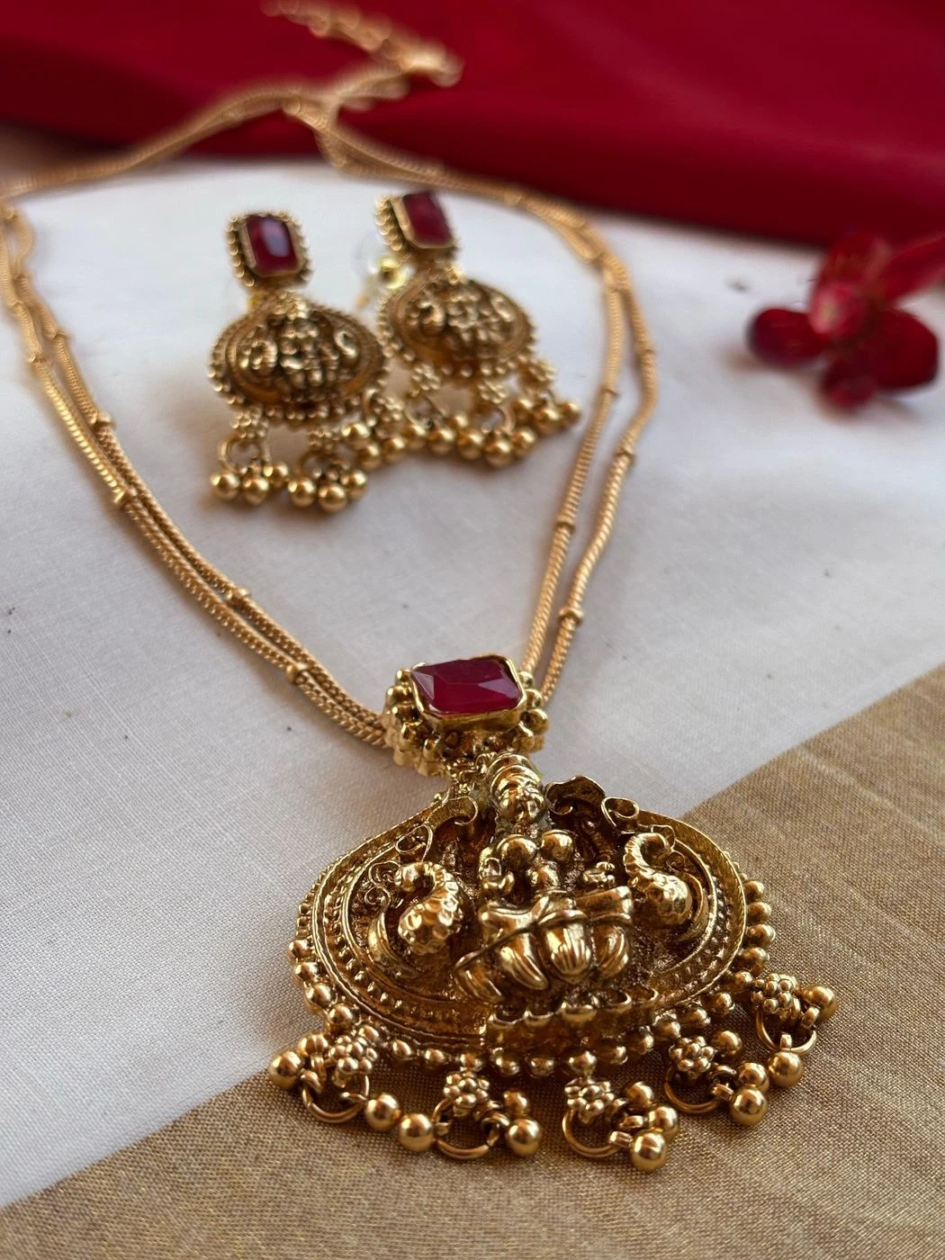 Bagyalakshmi Short Haaram