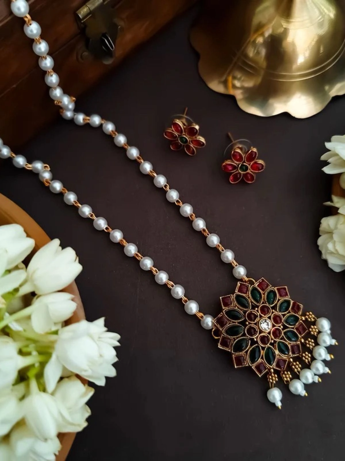 Padma - Multi Stone Pearl Pendant