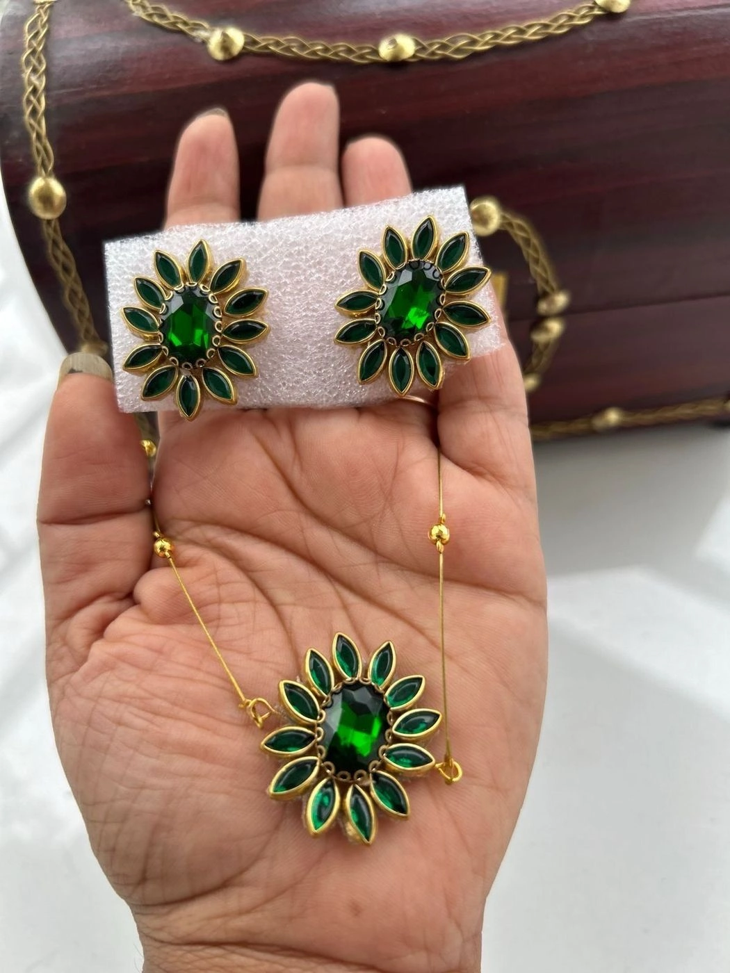 Sia - The Green Invisible Set