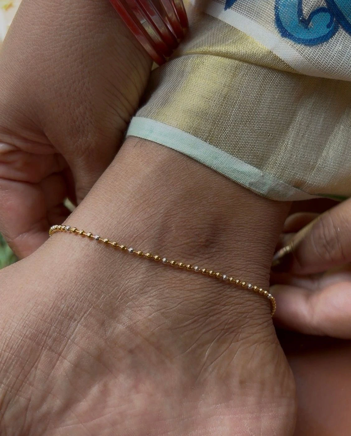 White Gold Muthu Padasaram