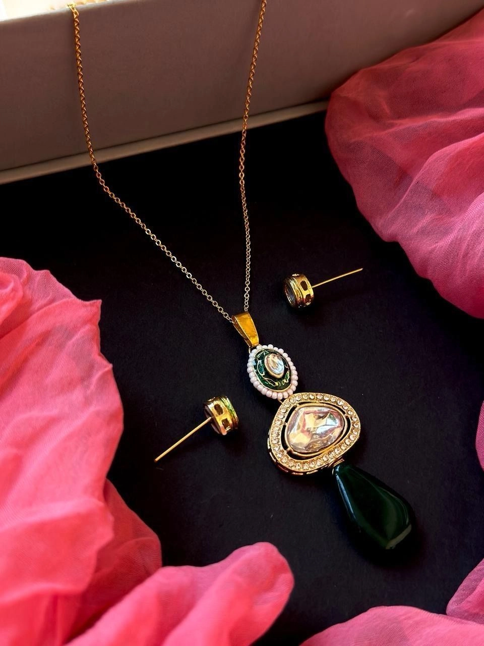 Premium Tri stone - Green 1