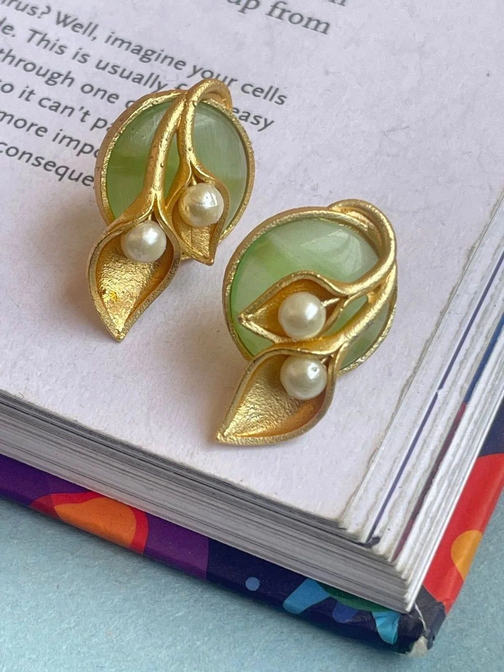Pearly Green Stud