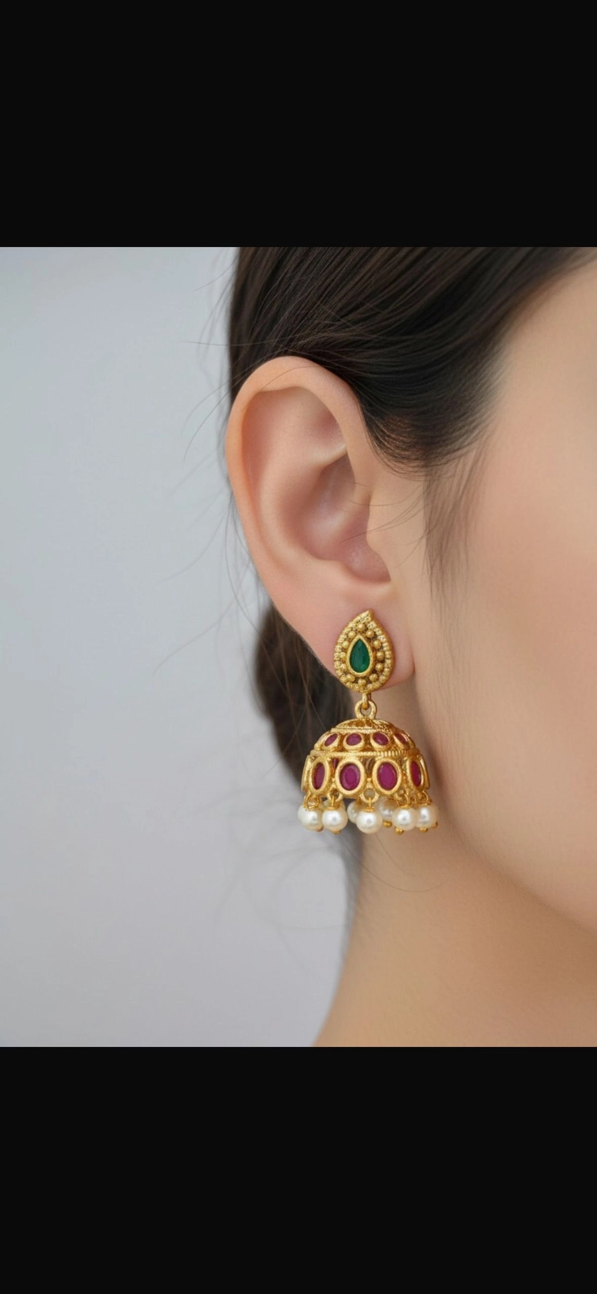 Premium Marathaka Jhumka 1
