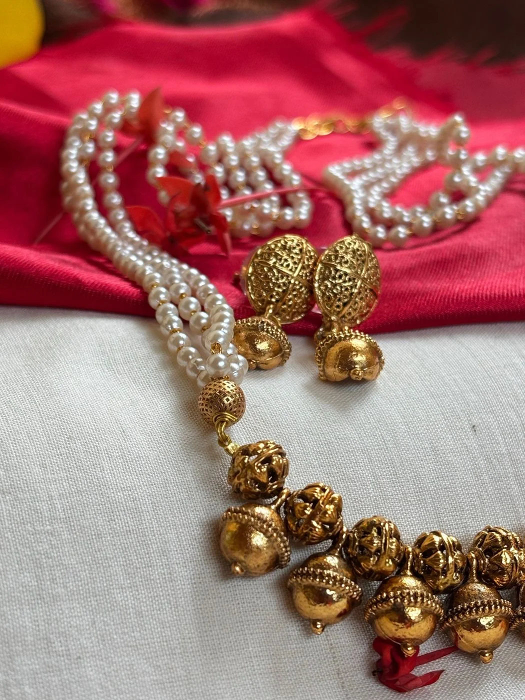 Pearl Long Chain with Antique Pendant 2