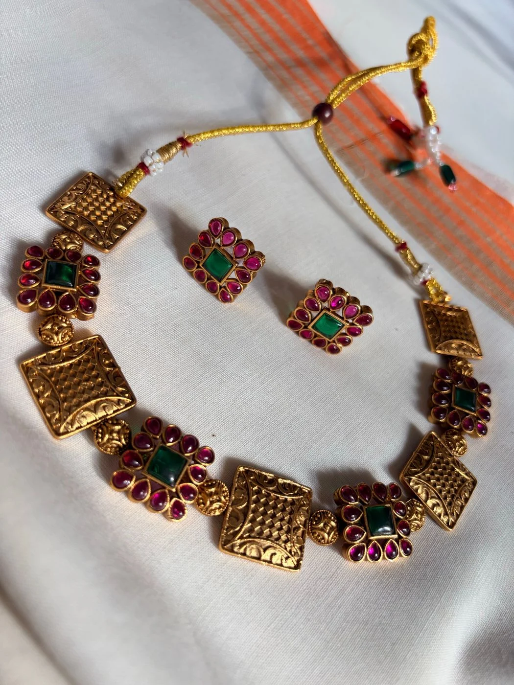 Devayani Multistone Square Chocker 2