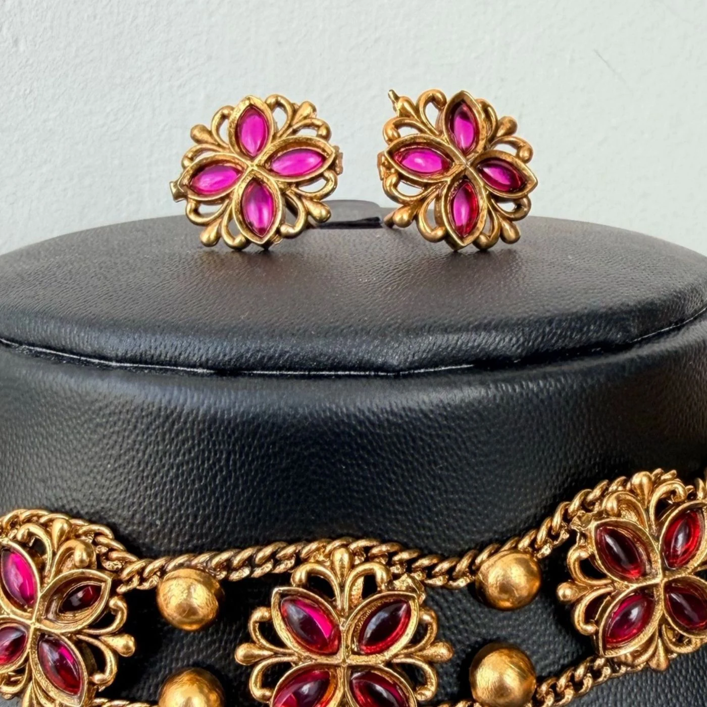 Pink Flower Choker 2