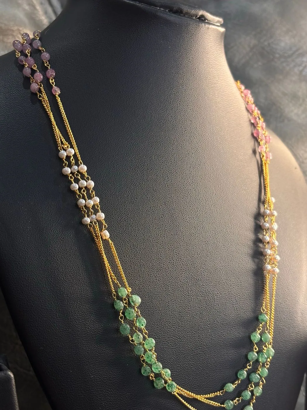 Pastel pearls neck chain 3