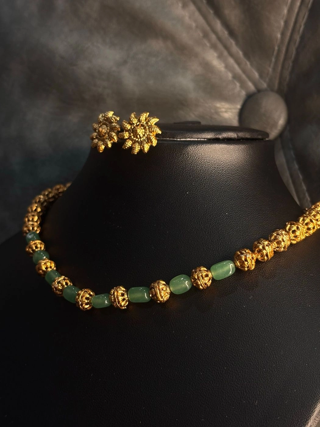 Pastel Green Stone Neck Chain 5