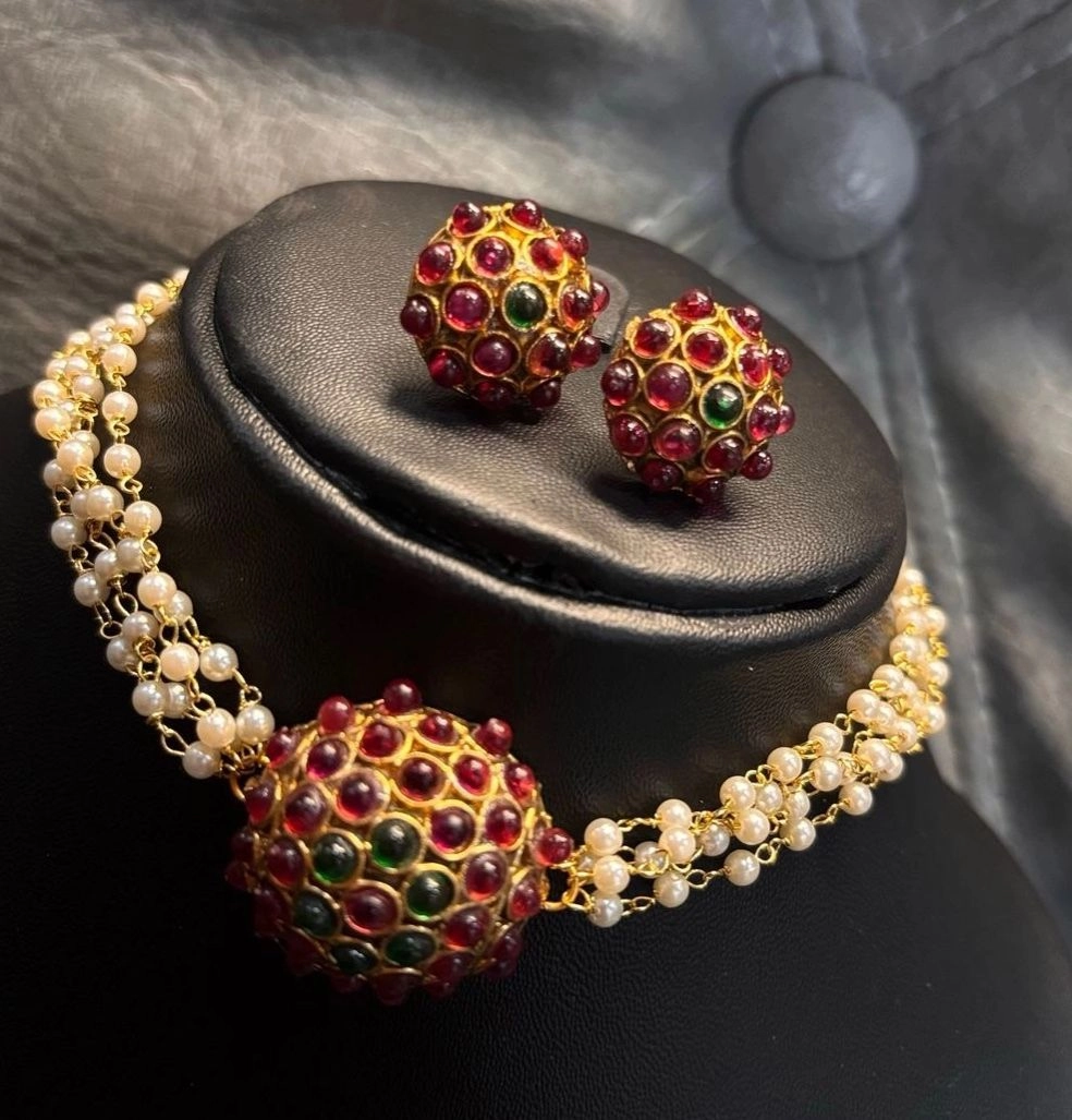 Vaiga Pearl Chocker 2