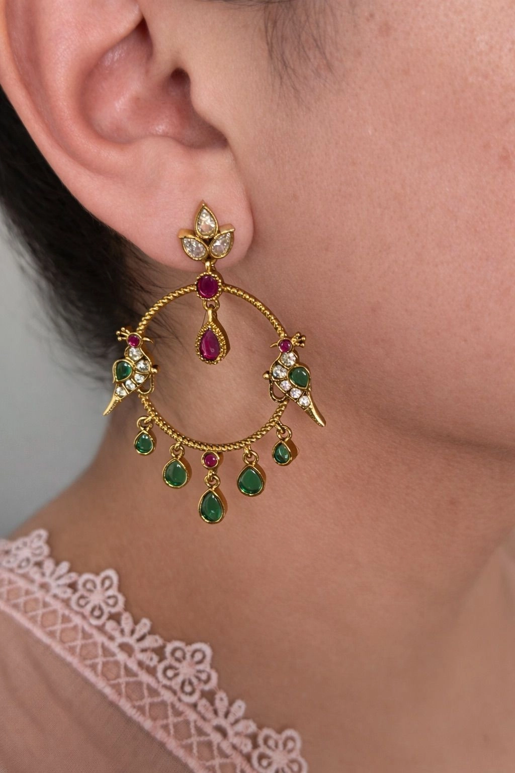 Kili Round Bird Earrings