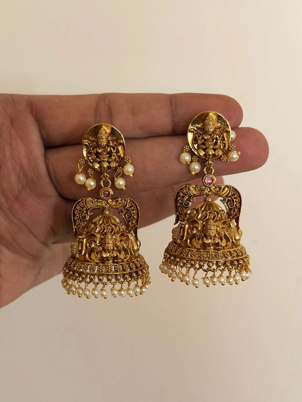 Saugandhika Majestic Jhumka