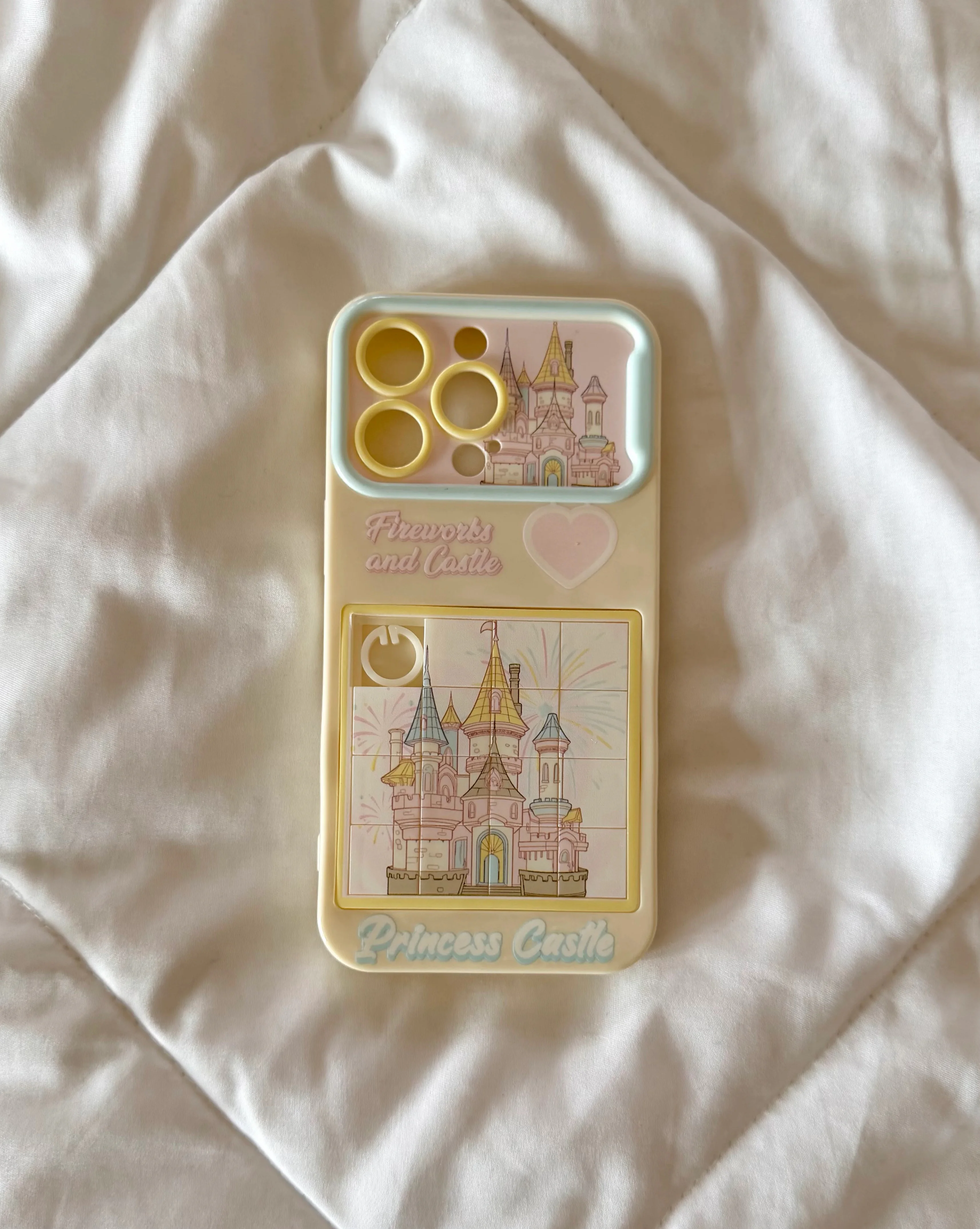 Castle puzzle case