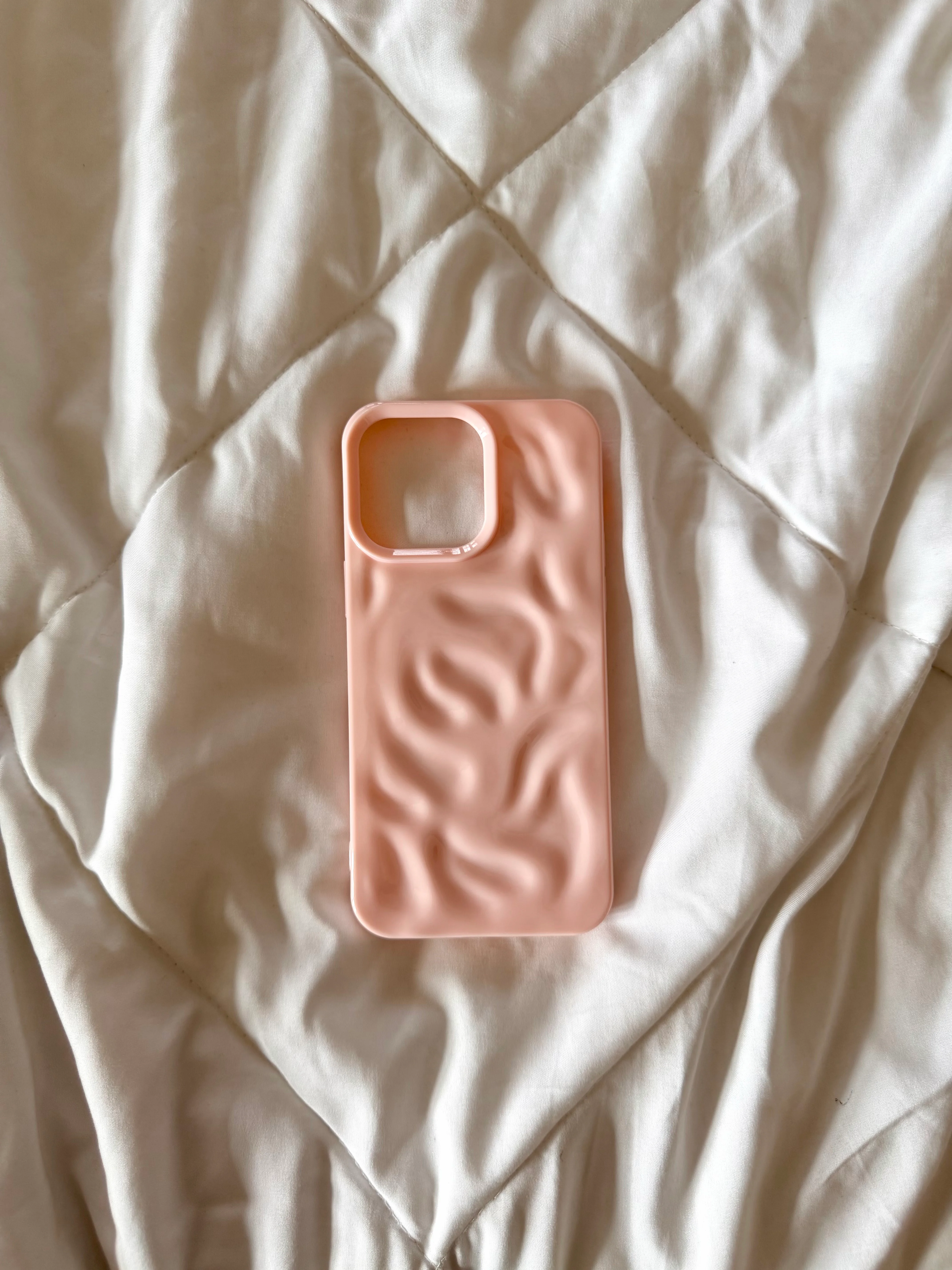 Pink wavy case