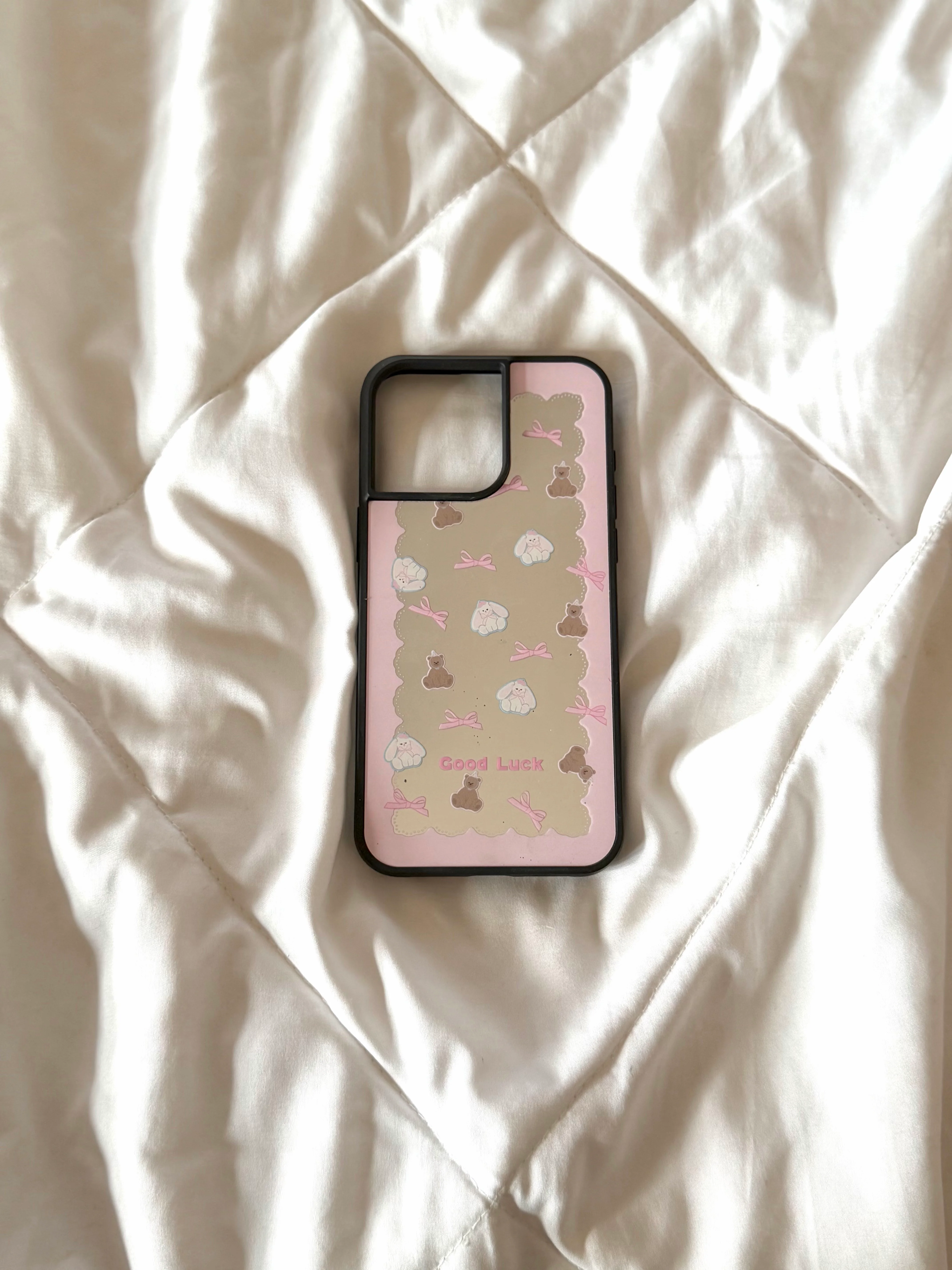 Black &pink mirror case