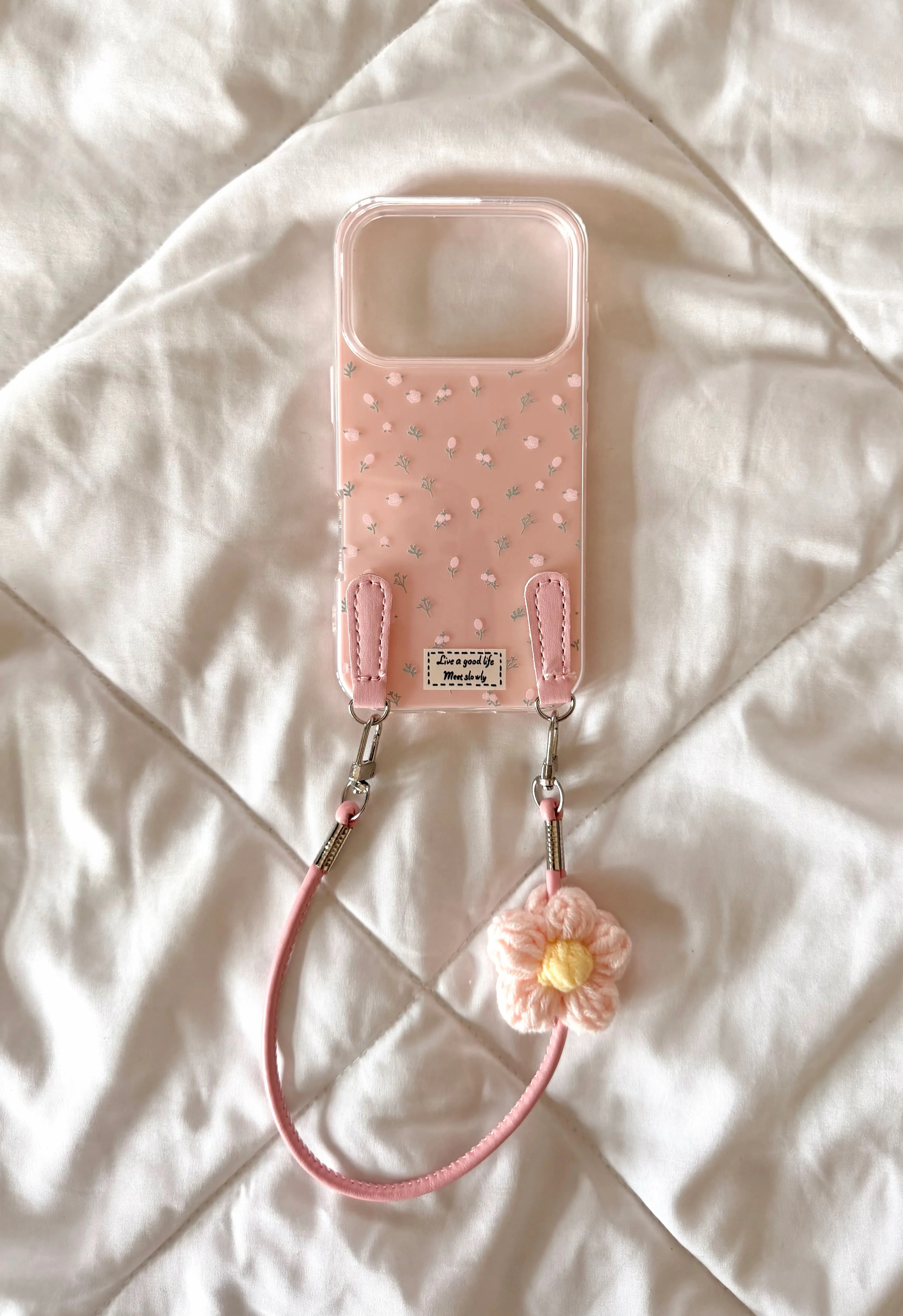Mini floral phone case with daisy charm