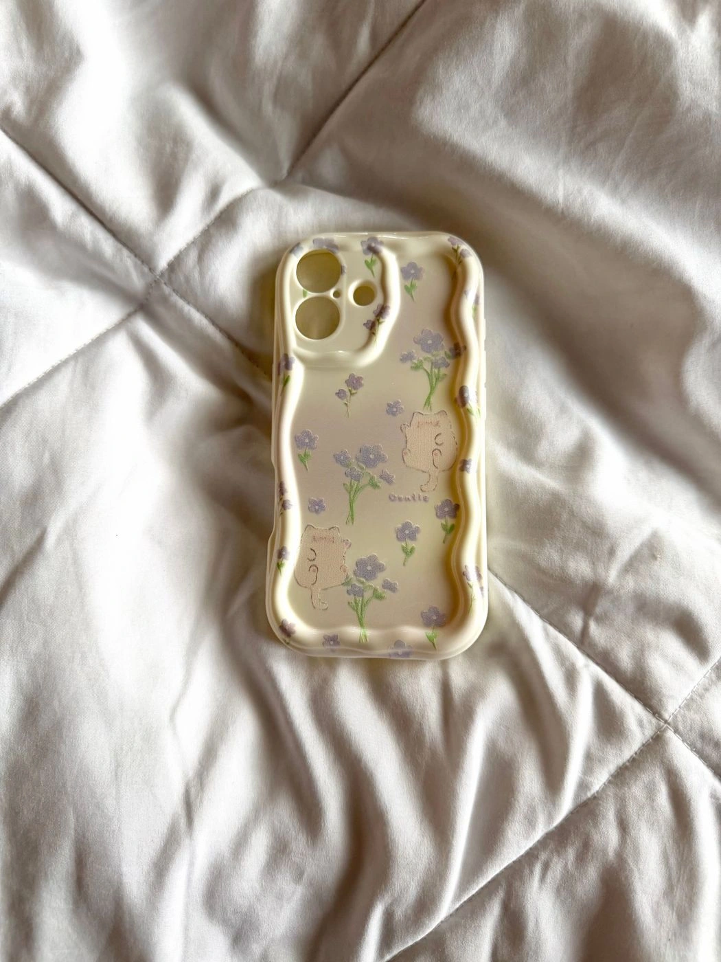 Cute kitten floral case