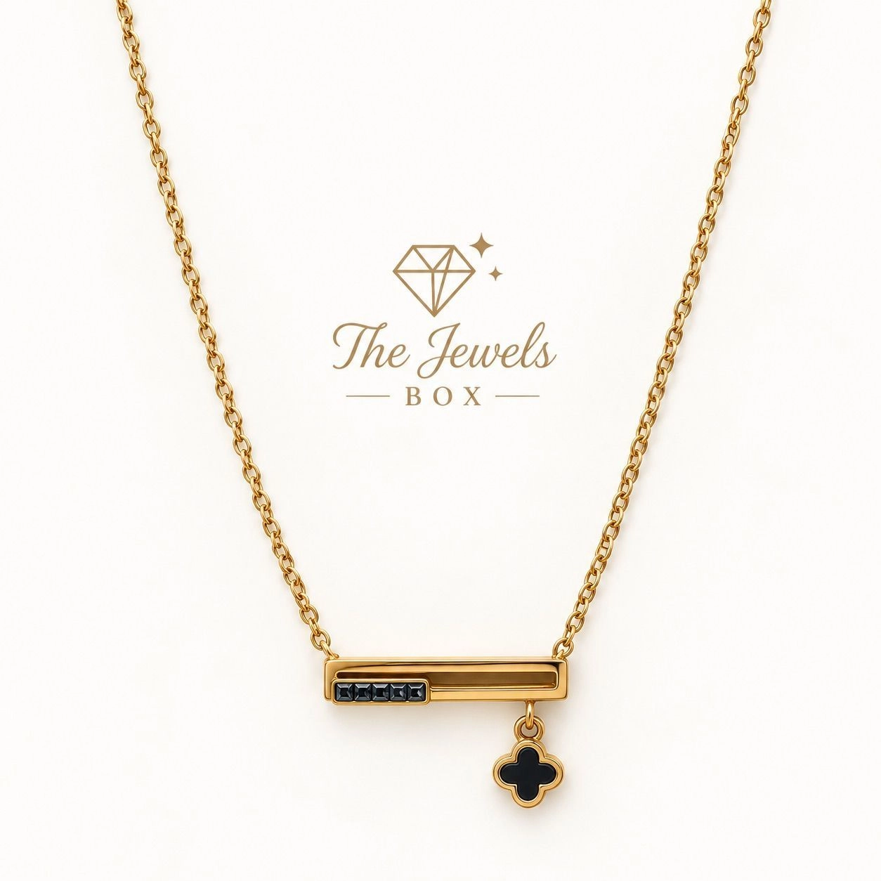 BAR PENDANT WITH A CLOVER CHARM NECKLACE 2