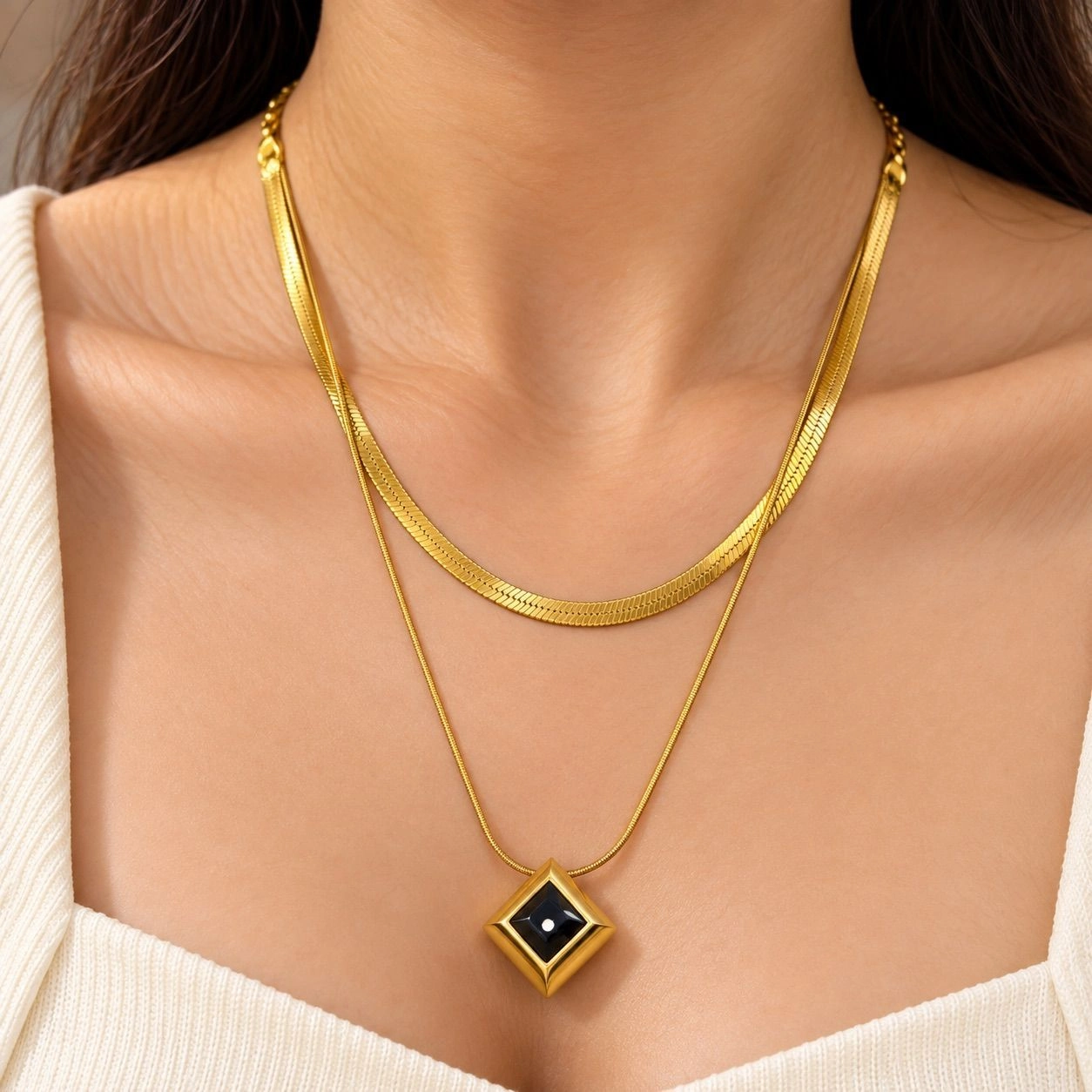 LAYERED NECKLACE WITH HERRINGBONE CHAIN & PENDANT CHAIN WITH GEOMETRIC STONE CHARM 1