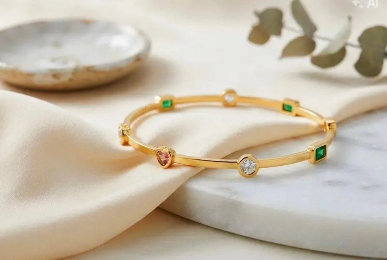ROYAL GEMSTONE BANGLE 1