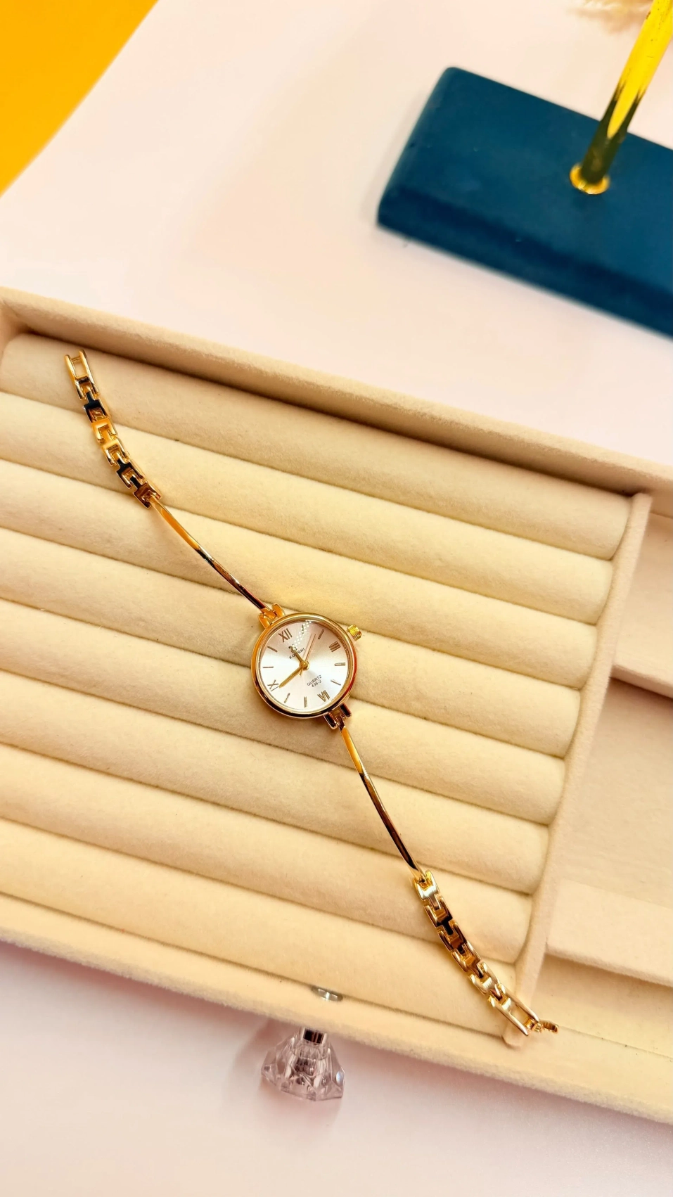 SLEEK WATCH WHITE