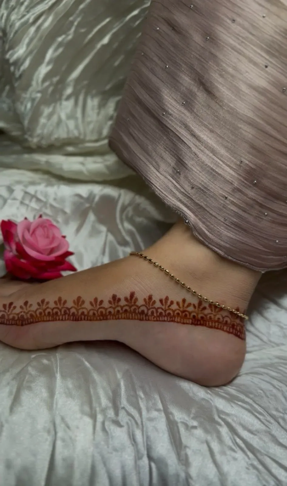 TINY GOLDEN BEAD ANKLET