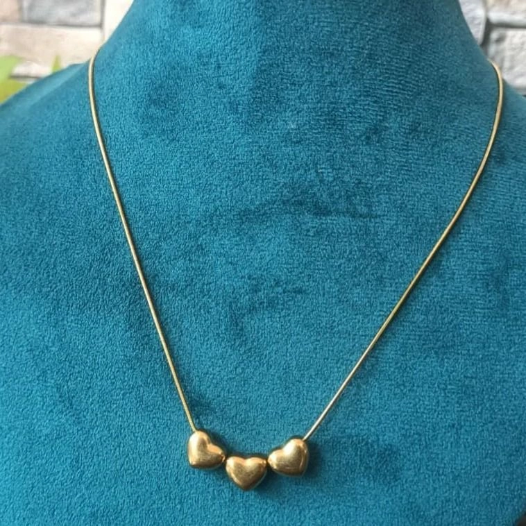 Heart charm necklace 1