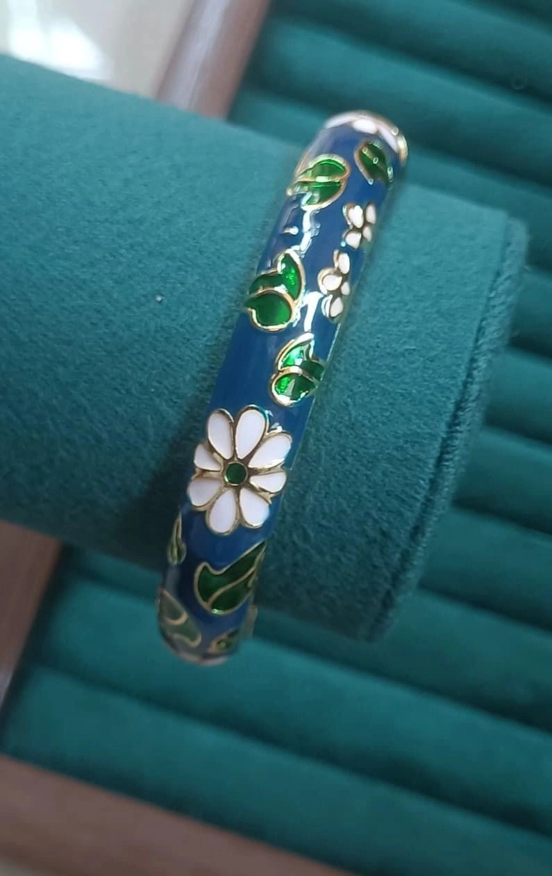 Meenakaari bangles