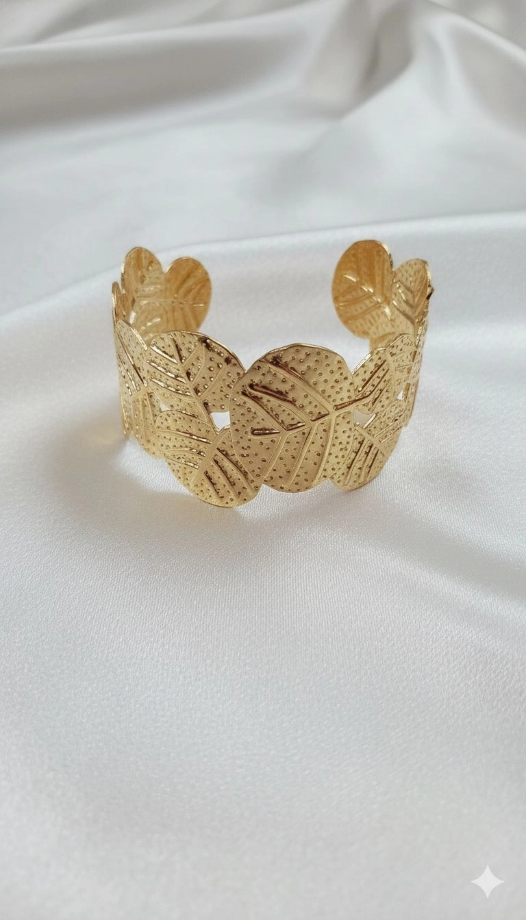 Cuff bangle