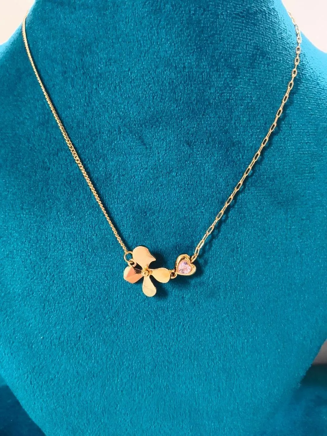 Flower and pink stone heart pendant necklace 2