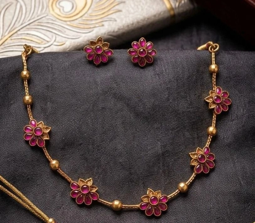 Antique jewellery