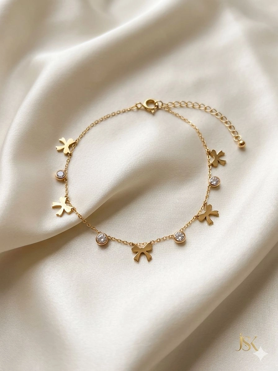 Bow charm bracelet