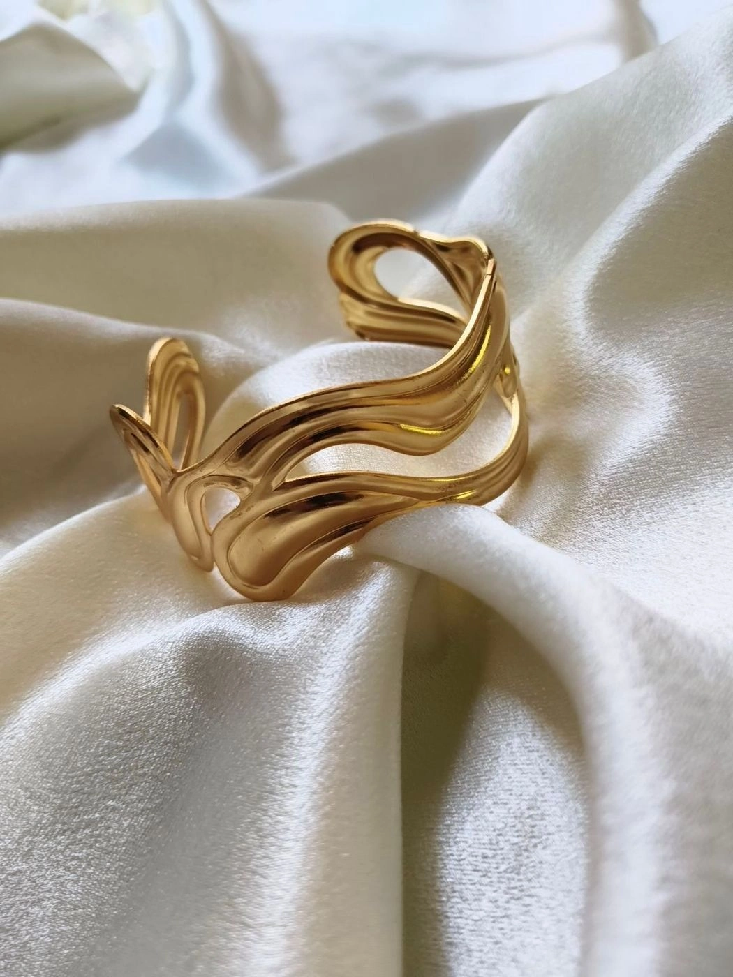 Cuff bangle 1