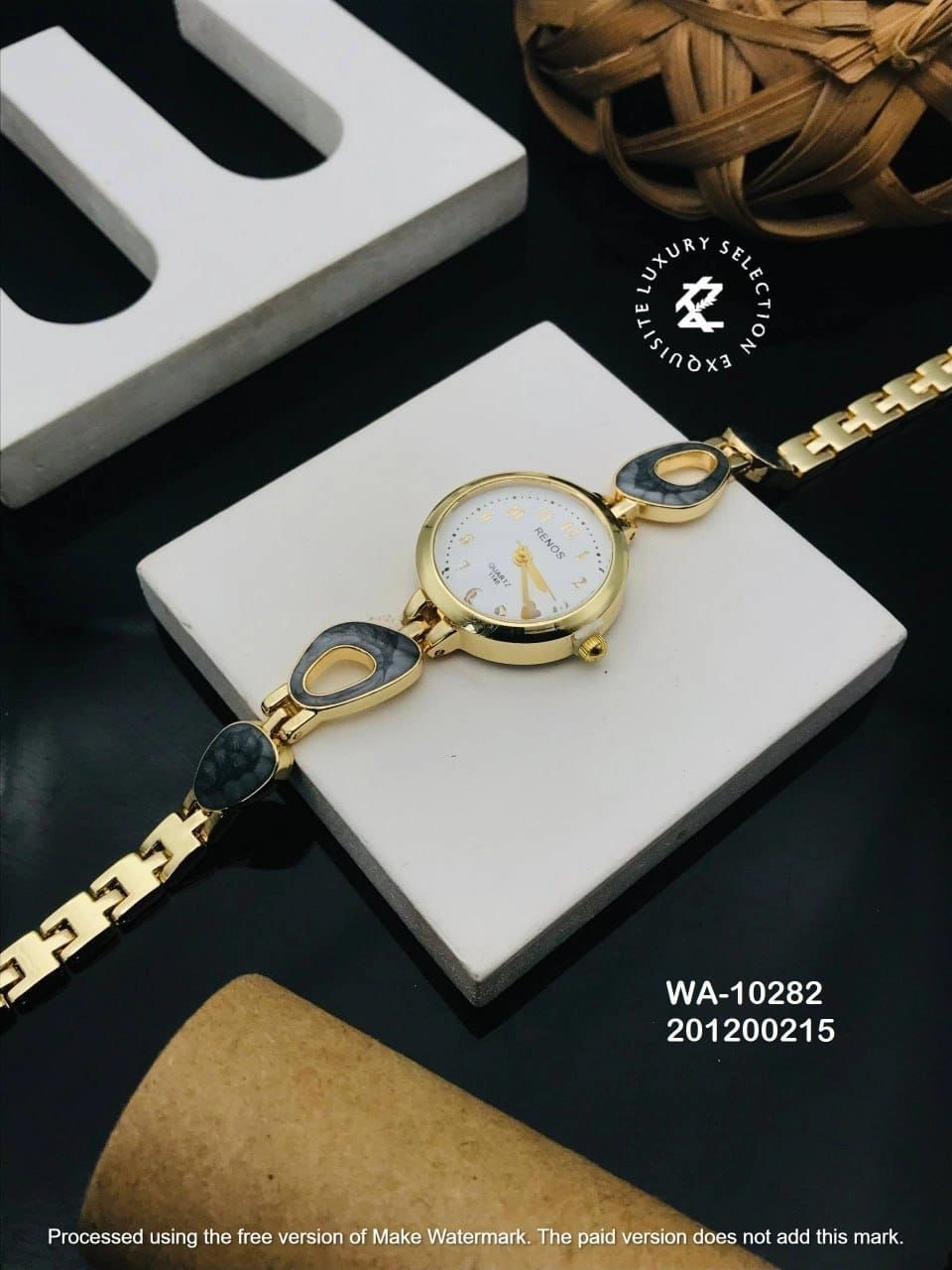 Antitarnish watch