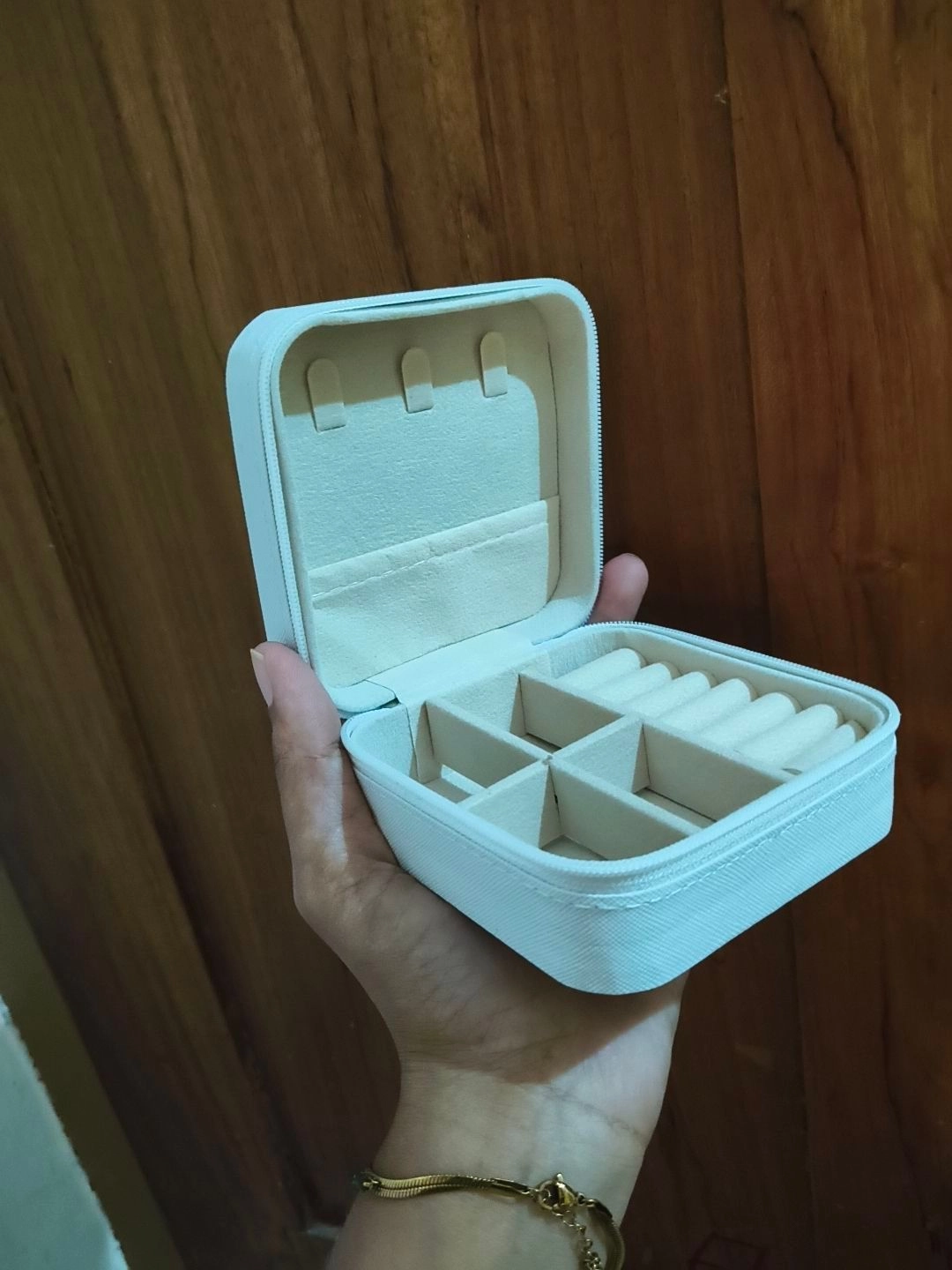 Jewellery box white 3