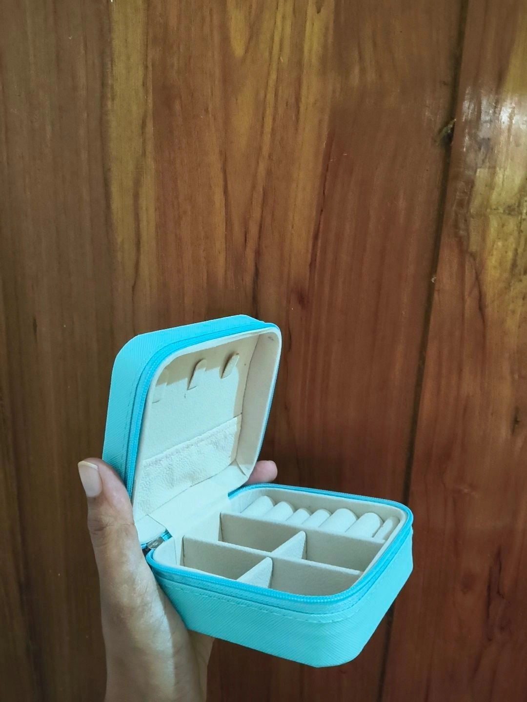 Jewellery box light green 2