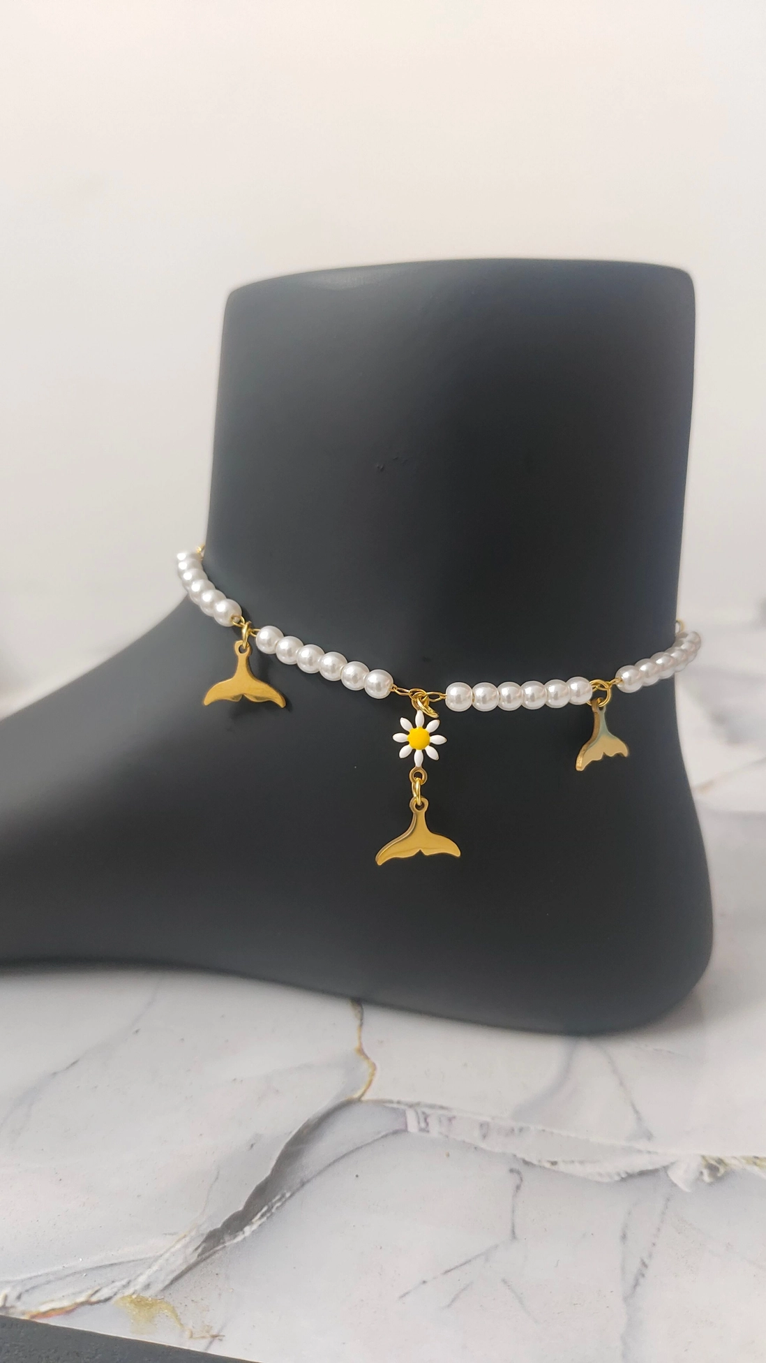 Antitarnish White Bead Fishtail Anklet