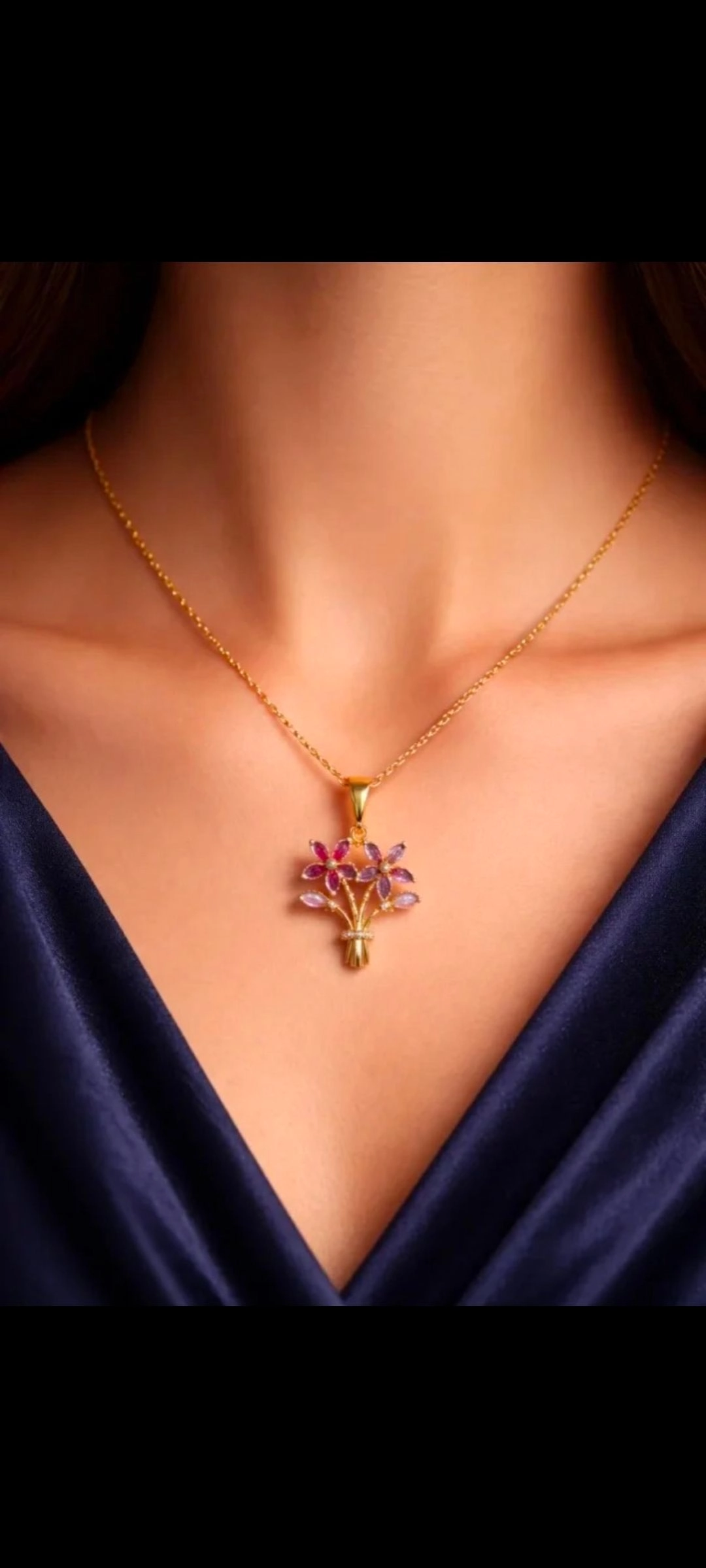 Antitarnish Bouquet Pendant 1