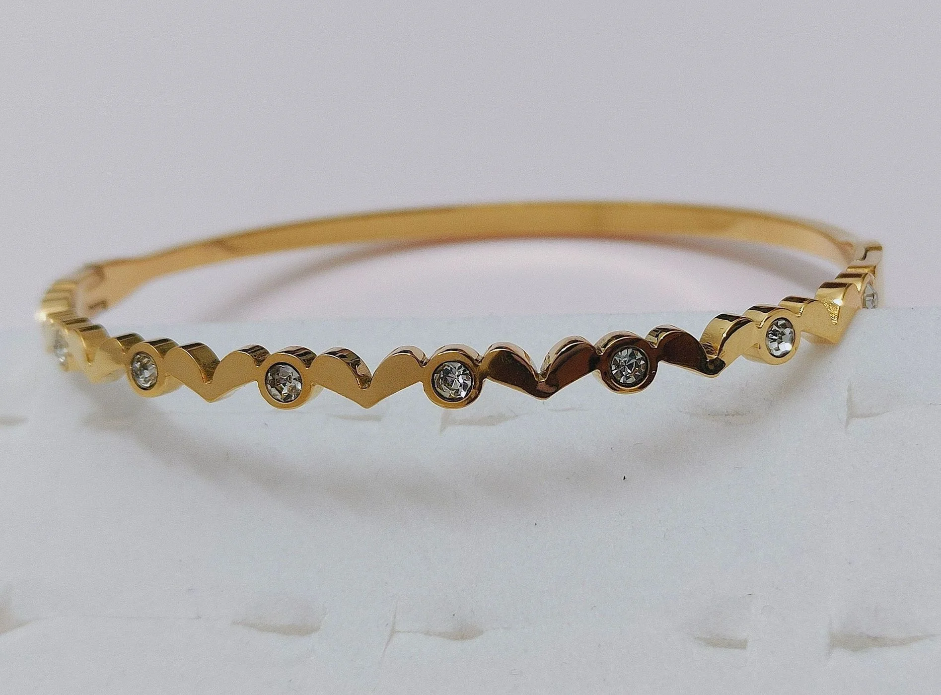 Antitarnish Heart Bangle AB863 1