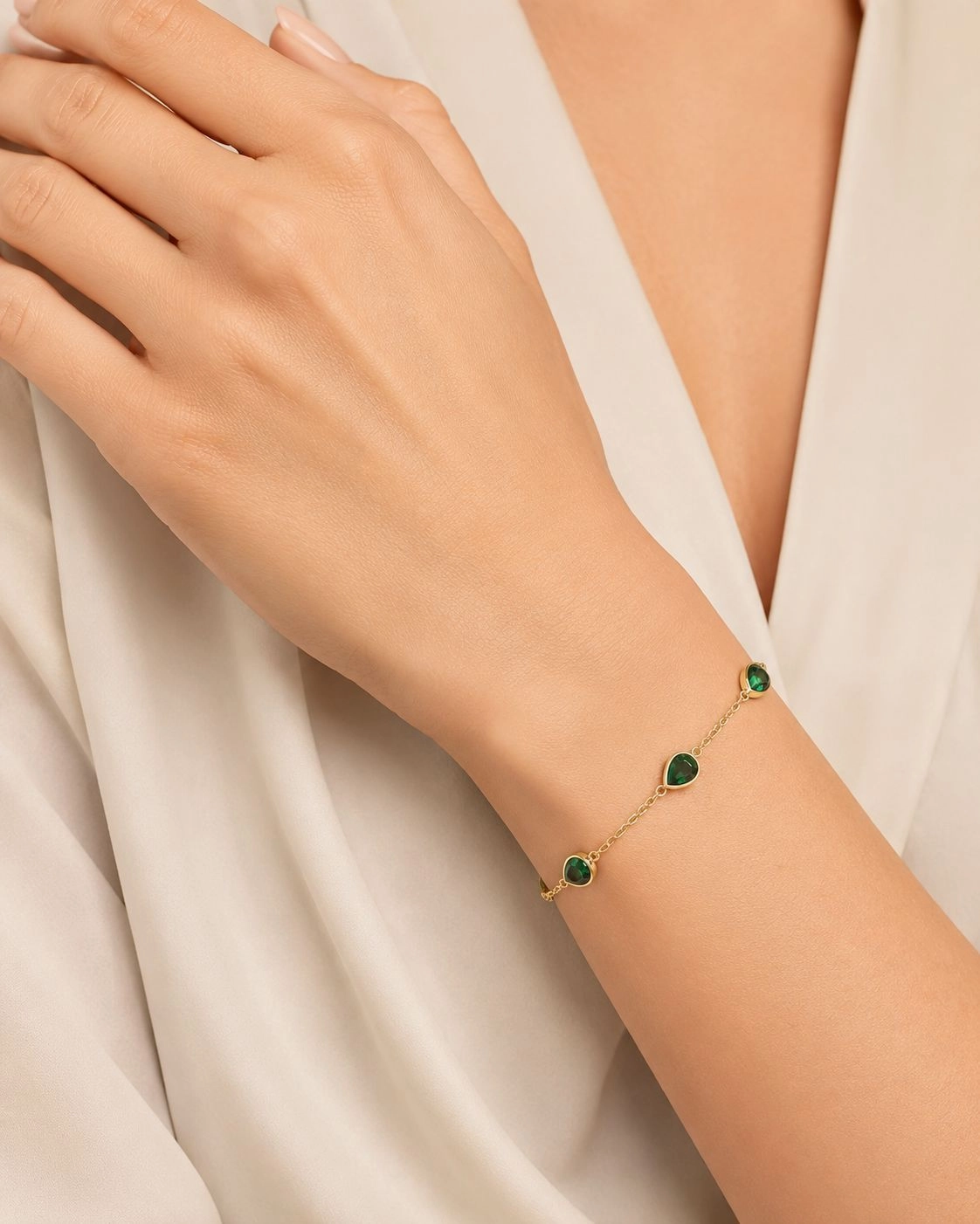 Antitarnish bracelet