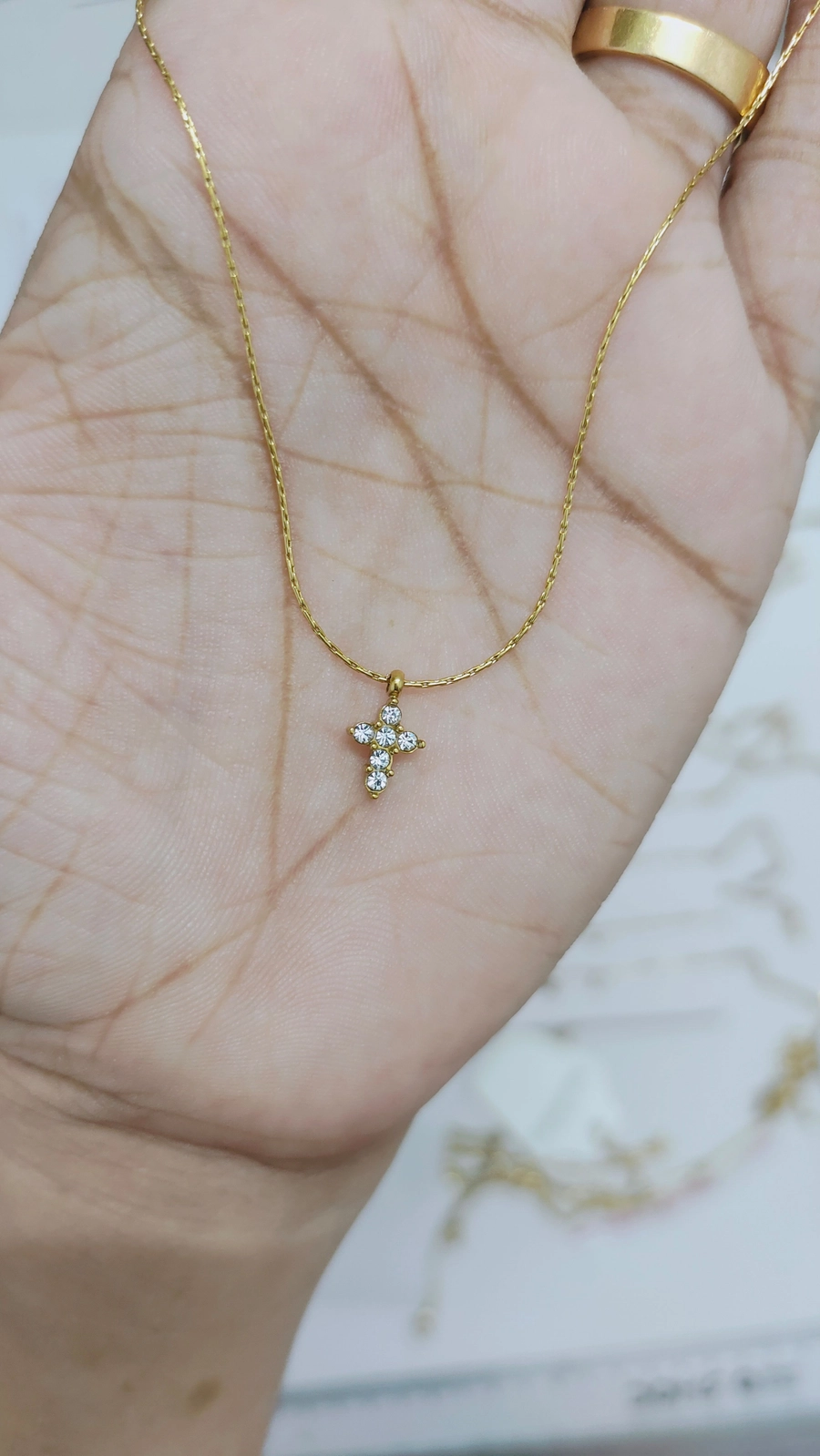 Antitarnish Tiny Cross Pendant AP35