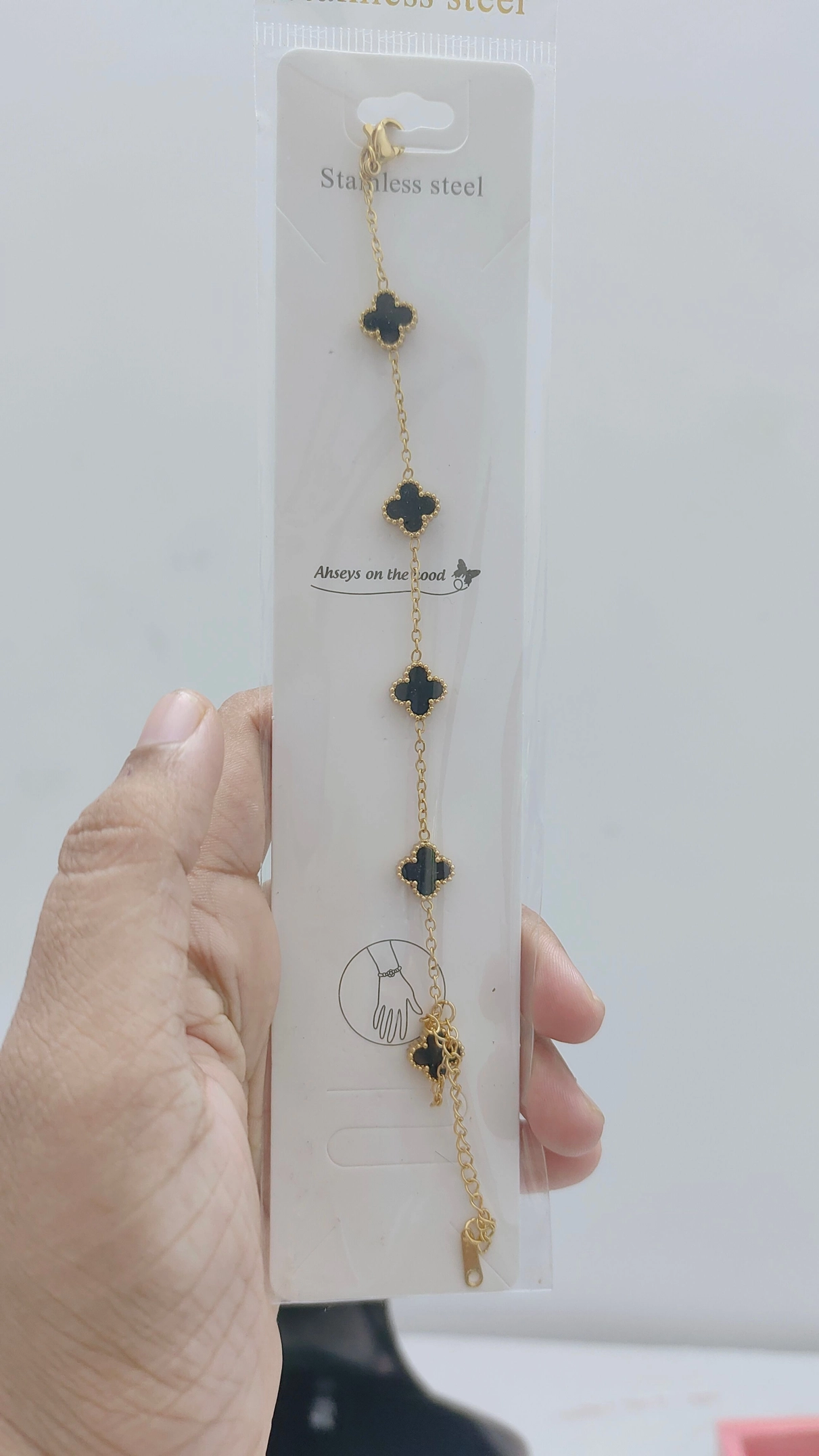 Antitarnish bracelet