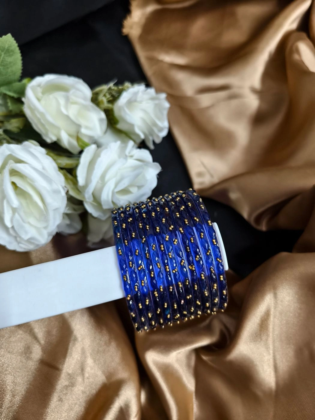 Raindrop Glass Bangle