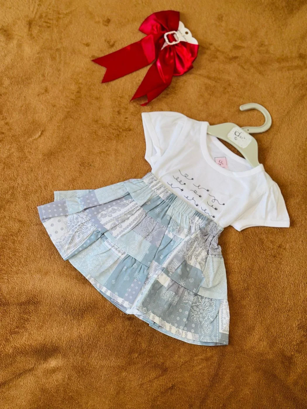 𝗦𝗸𝗶𝗿𝘁 𝗮𝗻𝗱 𝗧𝗼𝗽 𝗙𝗼𝗿 𝗕𝗮𝗯𝘆 𝗚𝗶𝗿𝗹 💕 Age group :- 0-36 months Material :- cotton & lycra 3