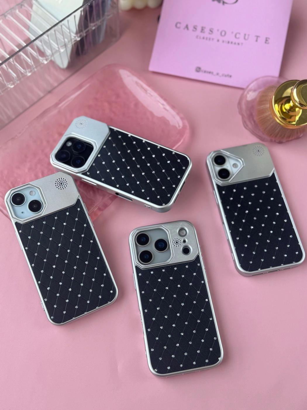 Black dots