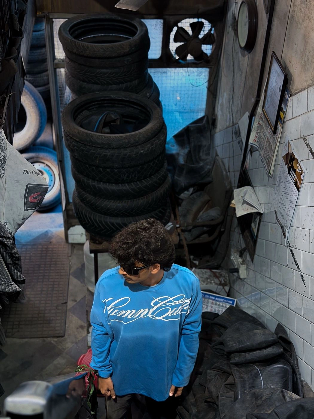 HC 02 Signature Script Long Sleeveo Tee 7