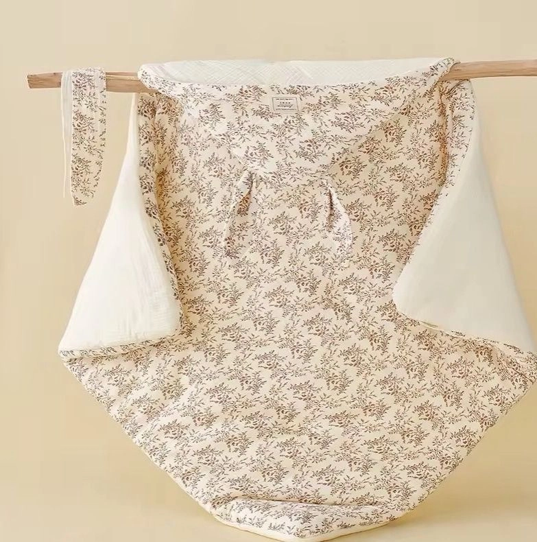 Muslin Hooded Blanket - Leaf Print