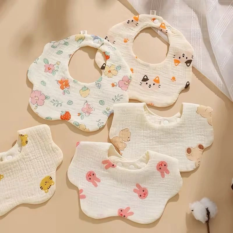 Muslin Bib - Curved