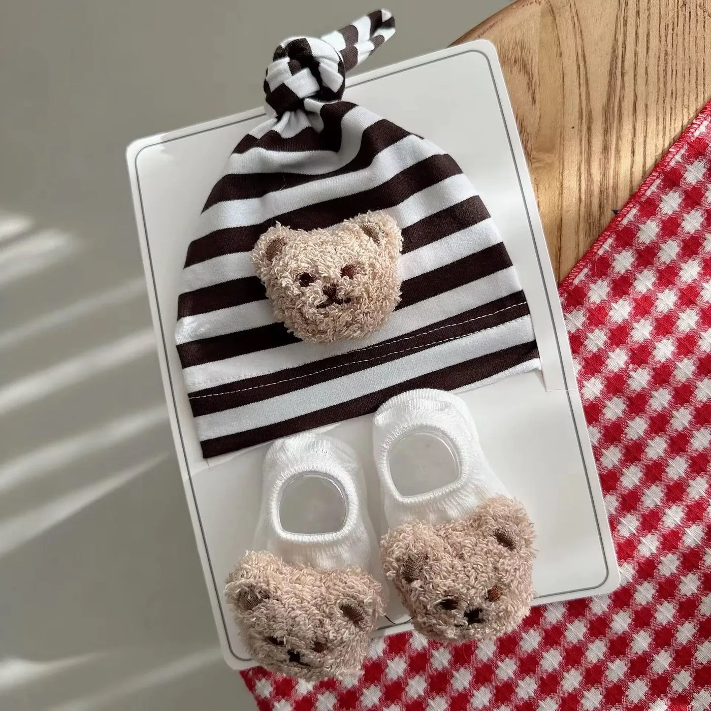 Teddy Bear Knot Cap and Booties Set