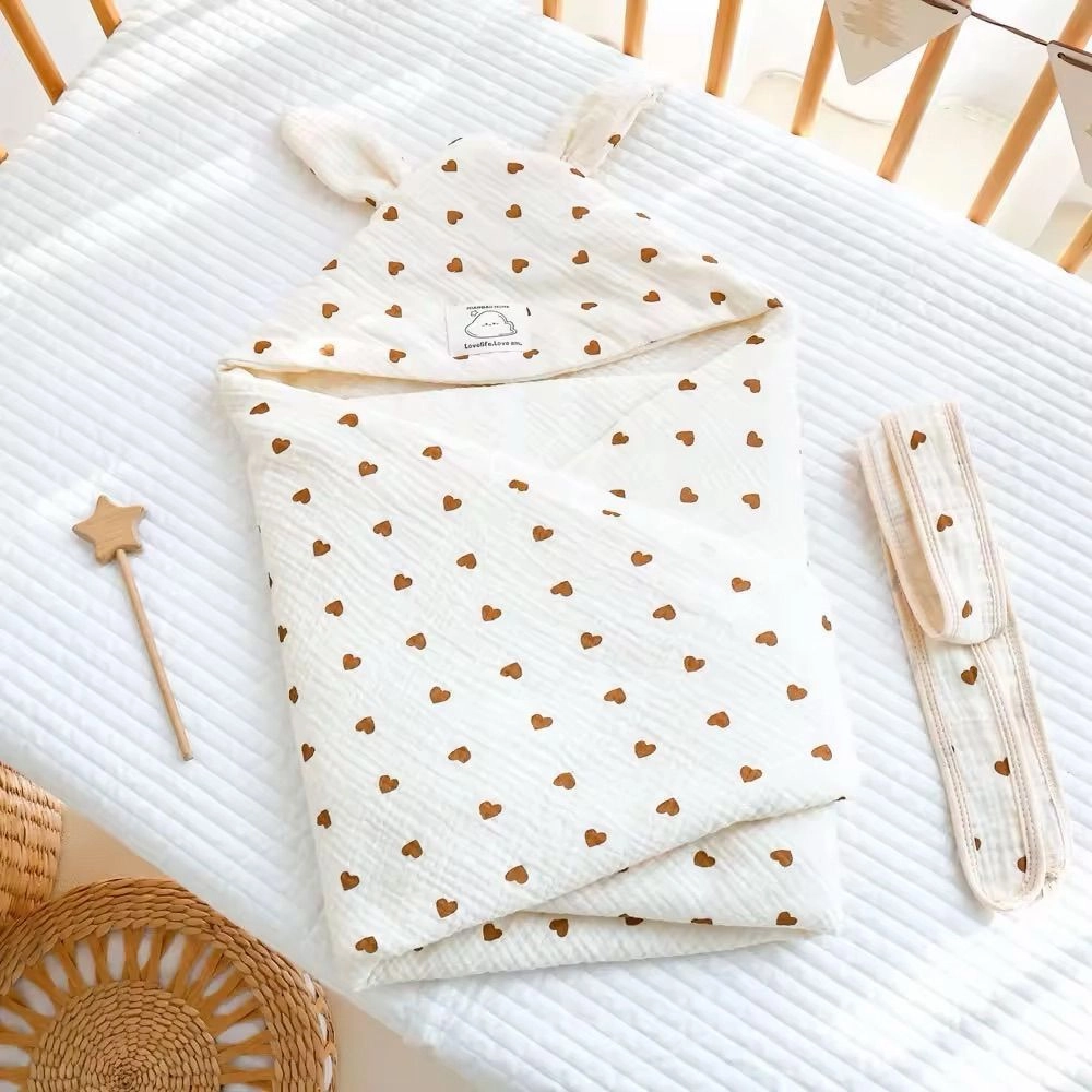 Muslin Hooded Quilted Blanket- Heart Print 1