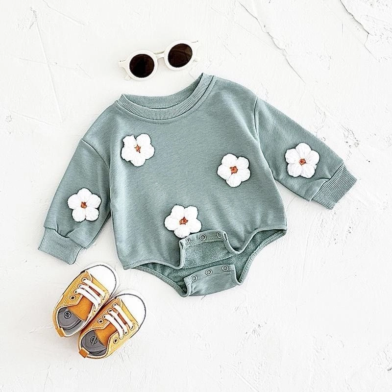 Newborn Baby Flower Applique Long Sleeve Romper 5